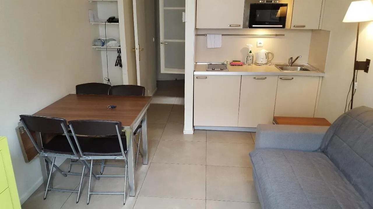 Inter-Residences Aupres Multiresidence De L'Elysee Paris