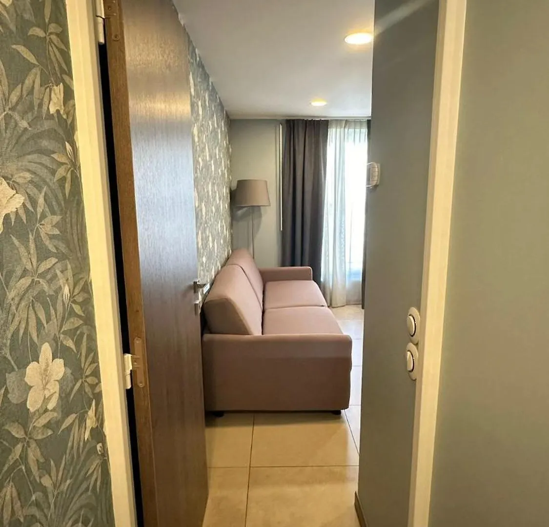 Inter-Residences Aupres Multiresidence De L'Elysee Paris Aparthotel